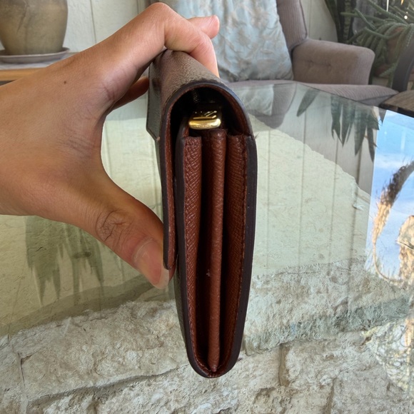 Louis Vuitton Sarah Wallet (L&L) - Picture 3 of 16